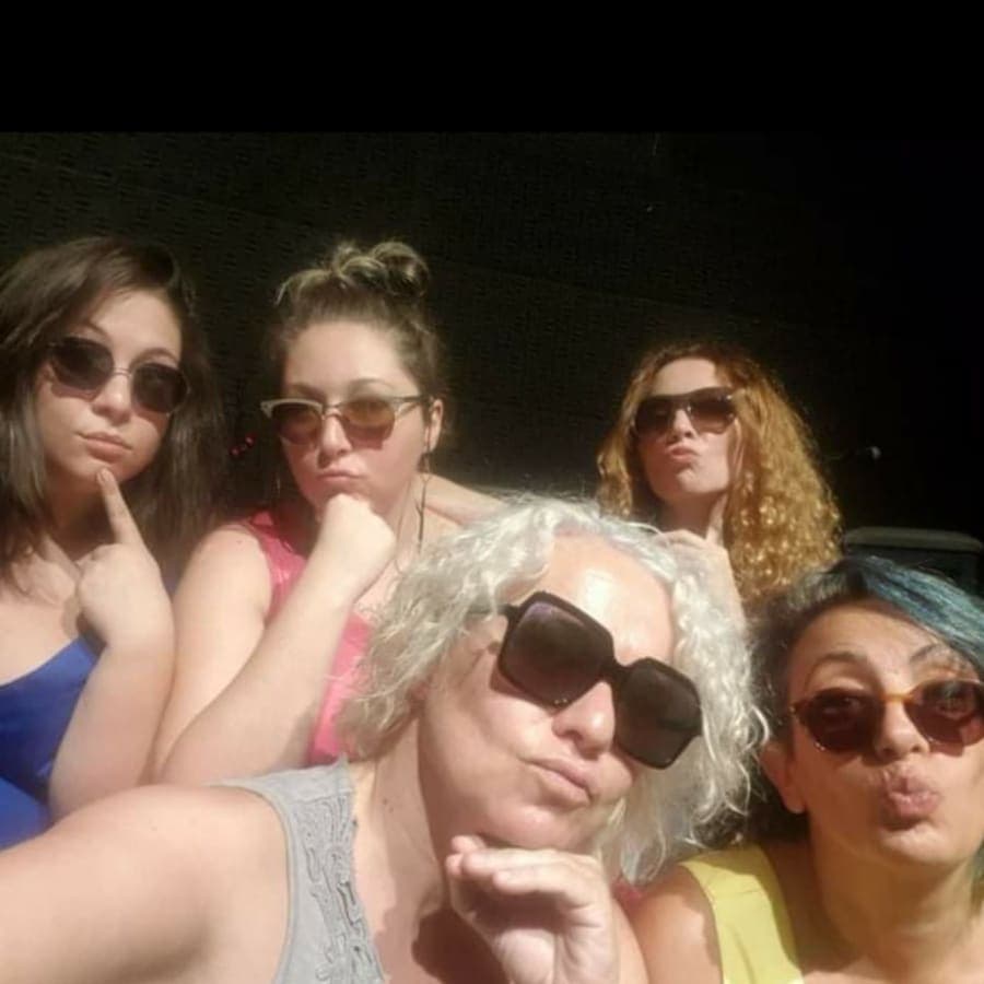 «Queen Bees»